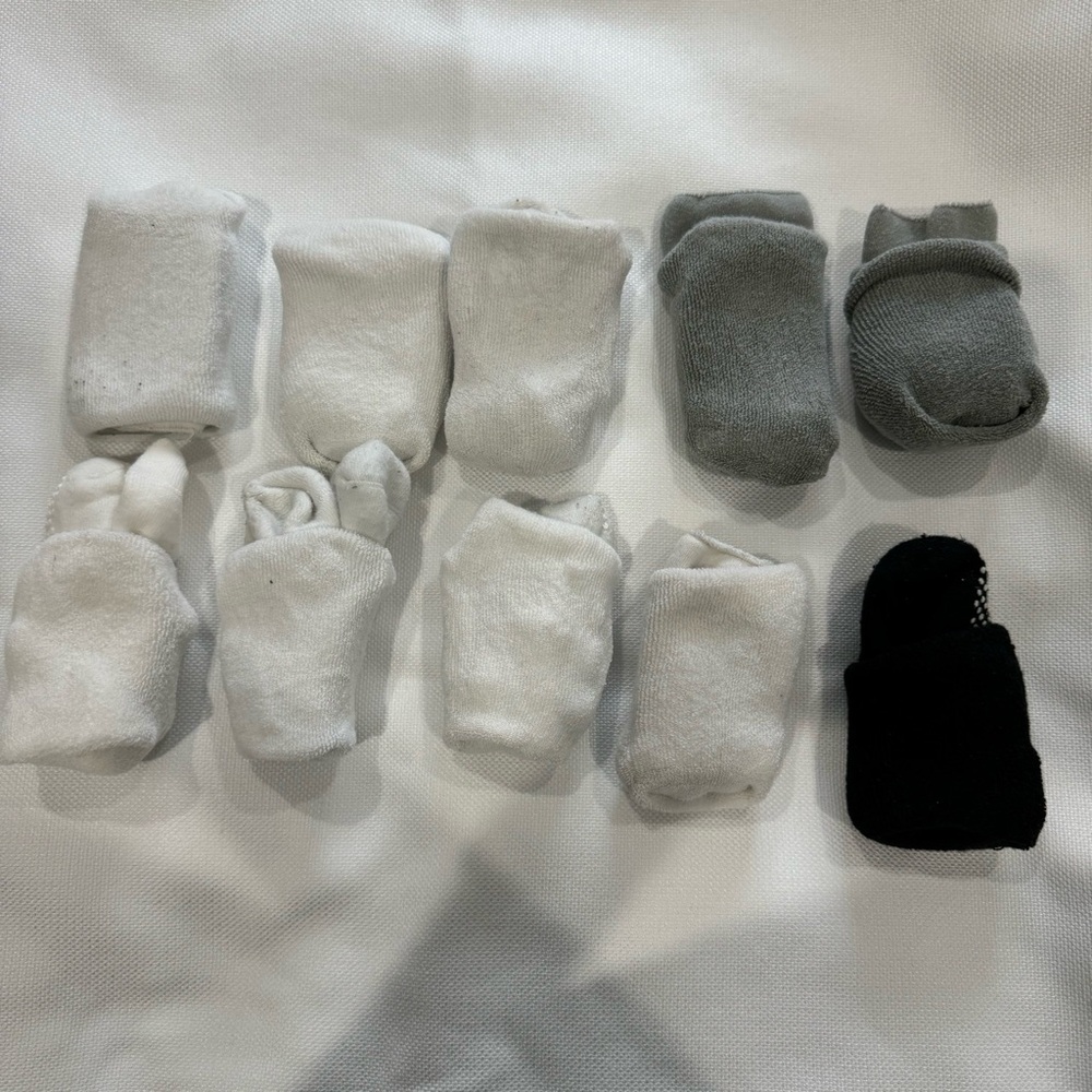 White and Gray Ankle Socks with Textured Design